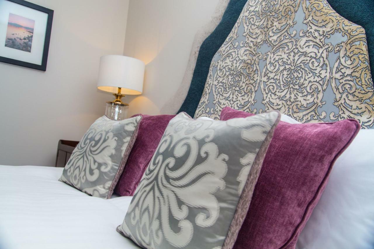 Peak Edge Hotel Chesterfield Ngoại thất bức ảnh